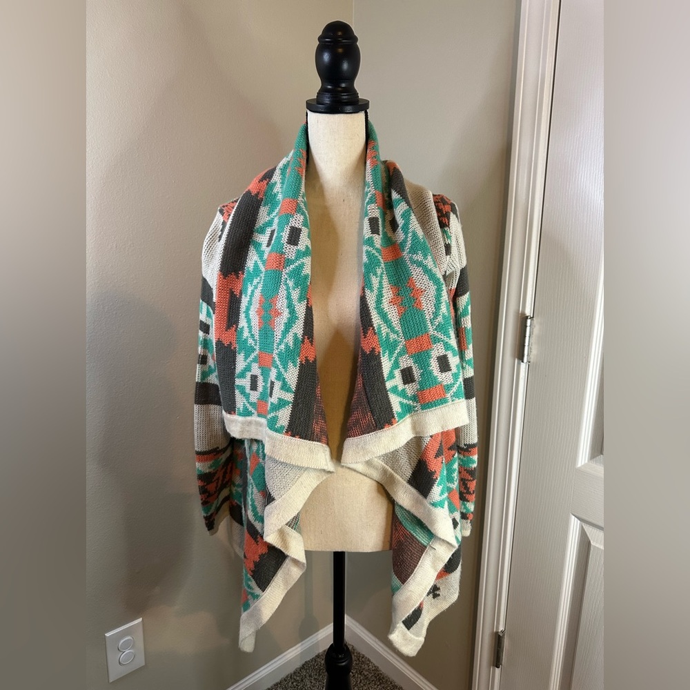 Alice Moon Size Small Aztec pattern Cardigan
